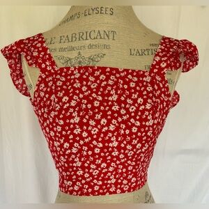 SHEIN Womens Flutter Sleeve Cropped Blouse in Cherry Red/White Mini Floral Sz M
